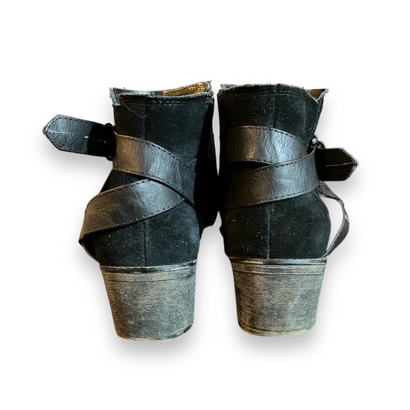 White Mountain Leather Suede Ankle Boots - Picture 3 of 4